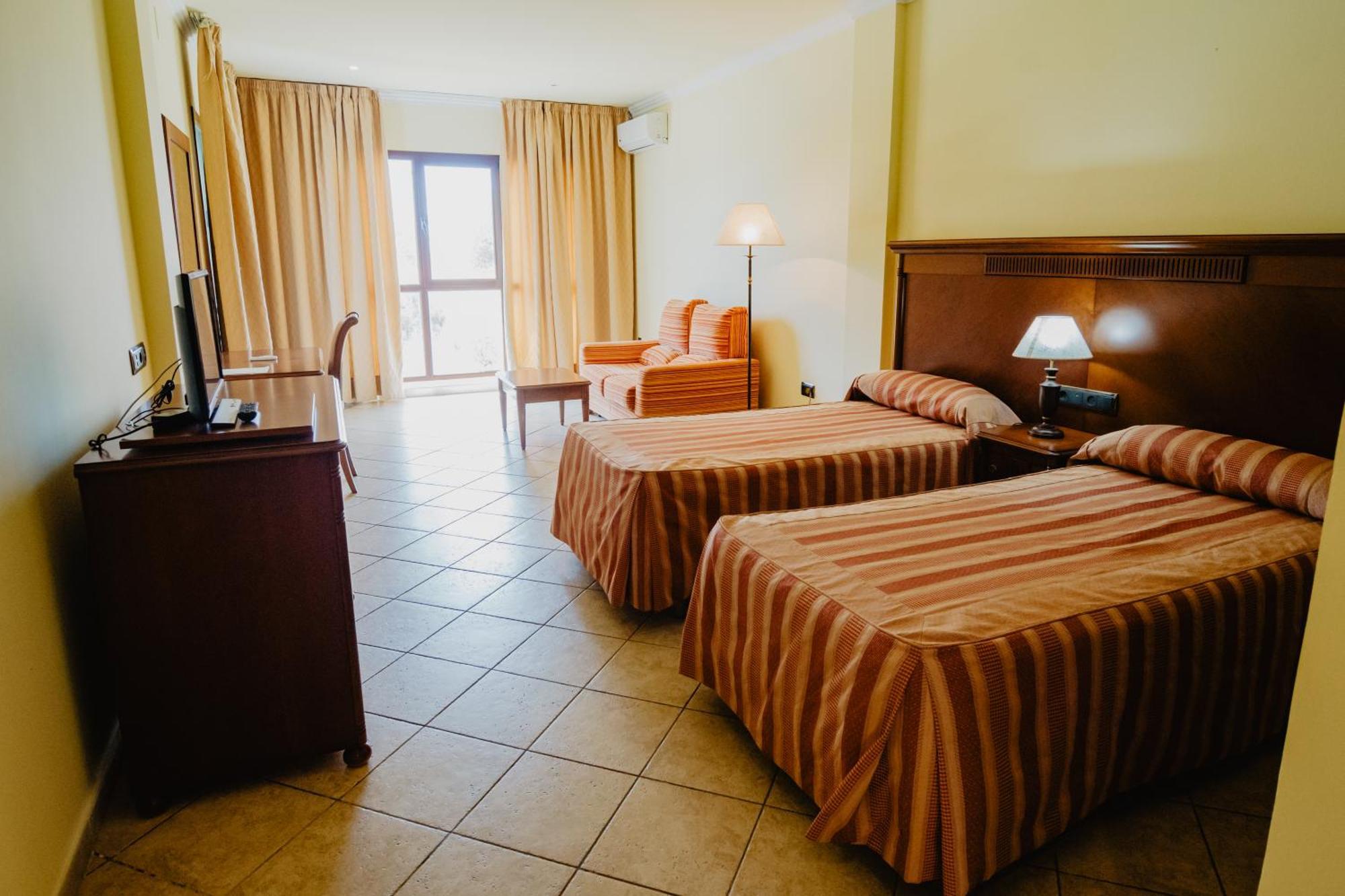 Hotel Hacienda Don Manuel Granja de Torrehermosa Dış mekan fotoğraf