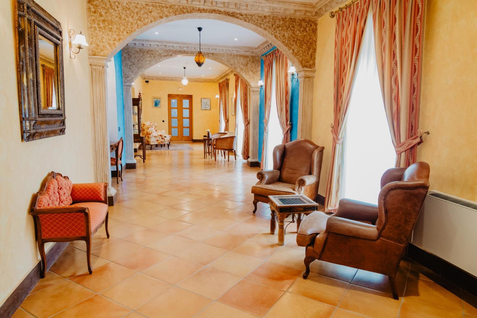 Hotel Hacienda Don Manuel Granja de Torrehermosa Dış mekan fotoğraf